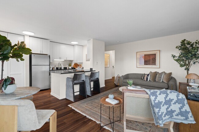 Spacious Living Room at Skye at Belltown Apartments in Seattle, WA 98121 - Skye Apartments