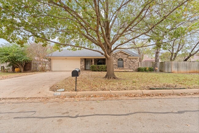 Foto del edificio - 608 Pleasant Manor Ave