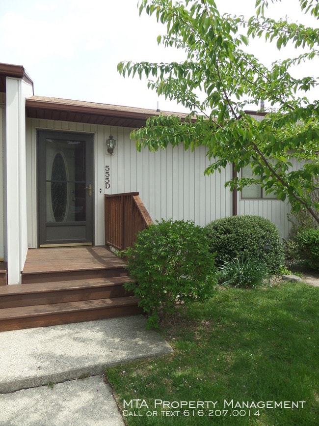 Building Photo - 555 Gidley Ave
