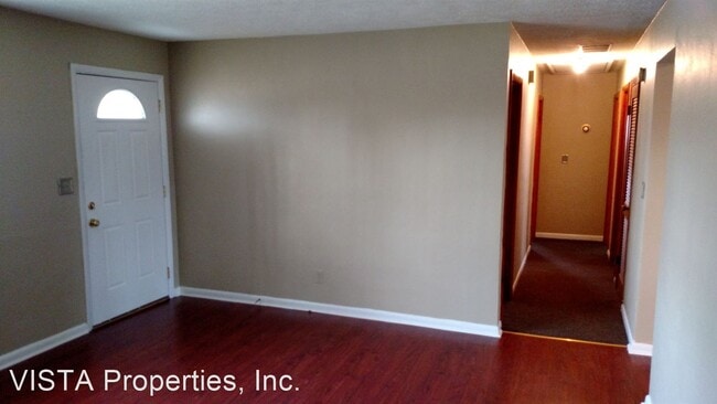 Building Photo - 3 br, 1 bath House - 6315 Hanses Dr.