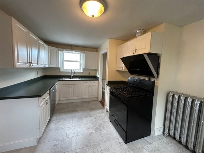 Foto del edificio - 107 Lincoln Ave