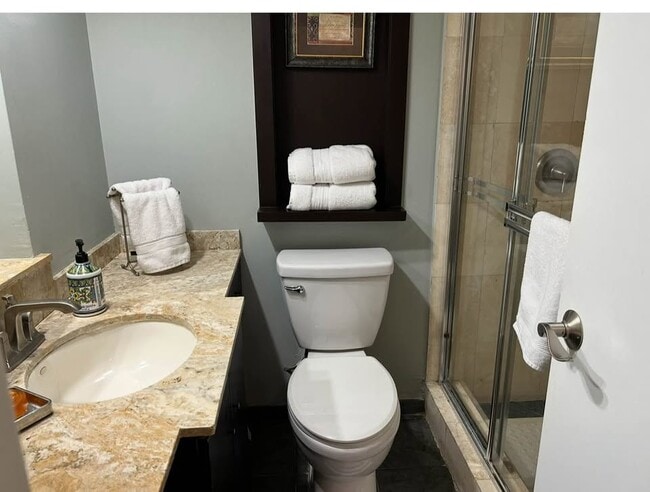 Building Photo - 8510 SW 124th St