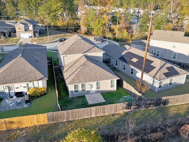 Foto del edificio - 10711 Catclaw Ct