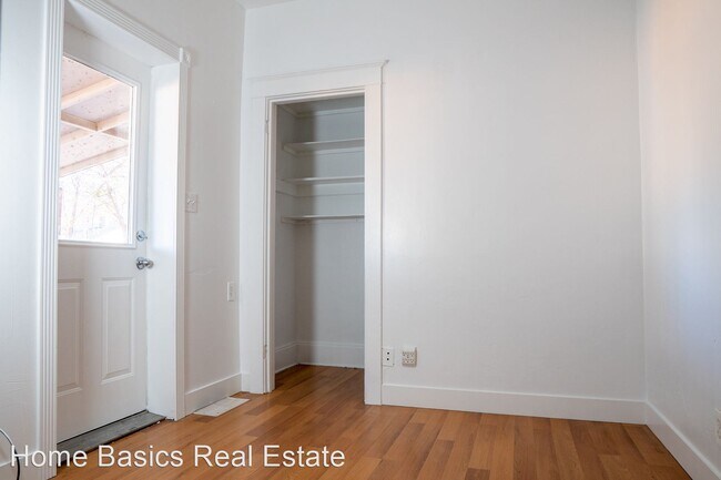 Building Photo - 3 br, 1.5 bath House - 59 E 500 S