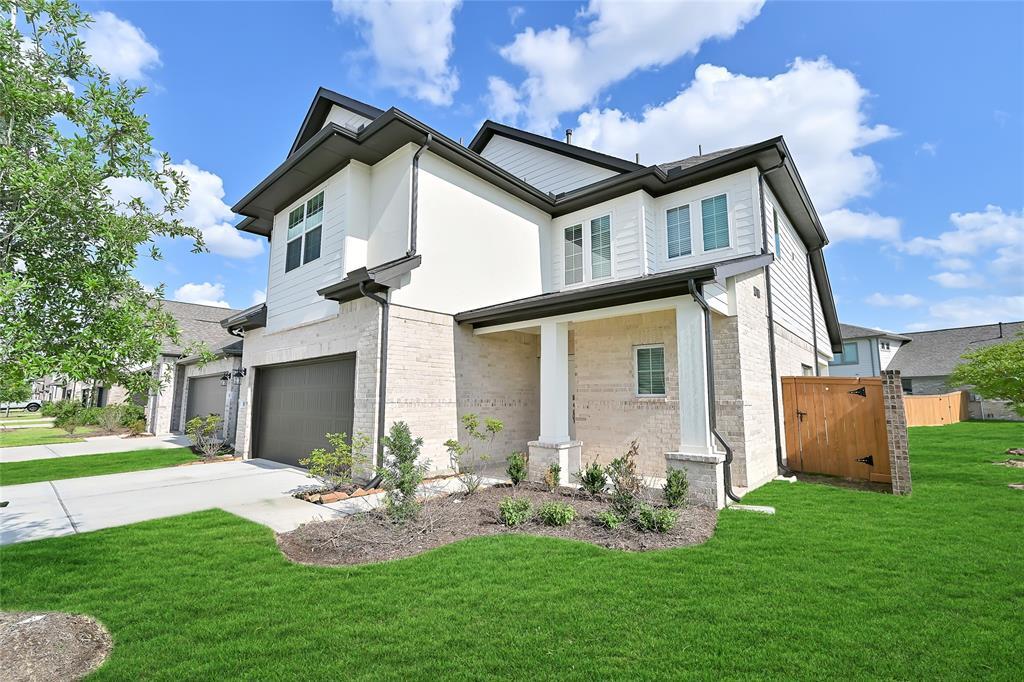 Primary Photo - 21059 Montego Breeze Ln