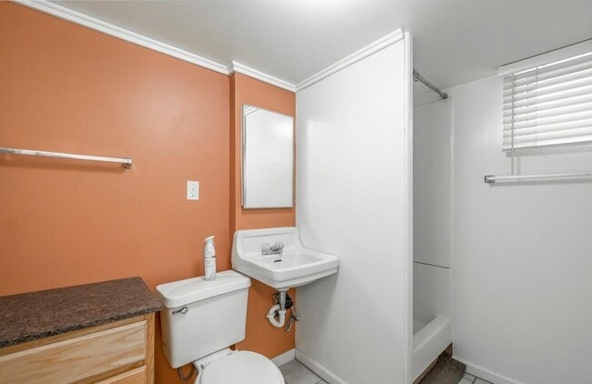 Building Photo - 2135 S 200 E