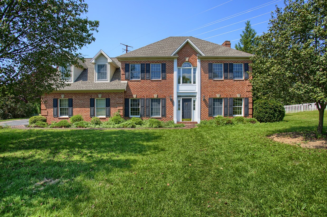 1109 Tiverton Rd, Mechanicsburg, PA 17050 House Rental in