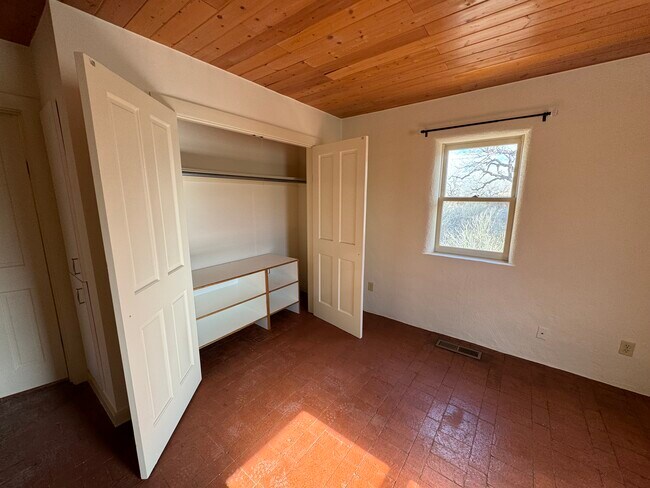 Building Photo - 91 Desert Willow Rd