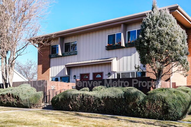 Building Photo - 2808 Eaton St