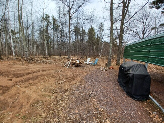 Foto del edificio - 65970 Hamaline Rd