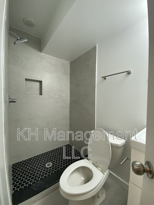 Foto del edificio - 976 N 45th St