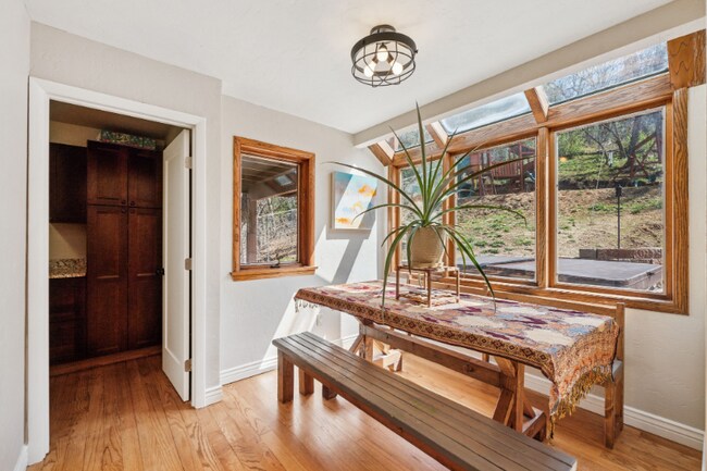 Foto del edificio - 711 S Bear Paw Ln