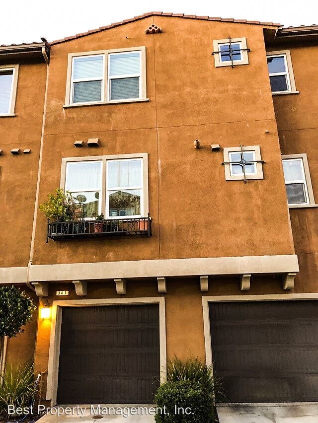 Building Photo - 347 Paso Roble Cmn