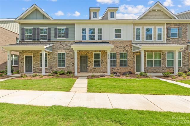Foto principal - 7714 Nelson Rd