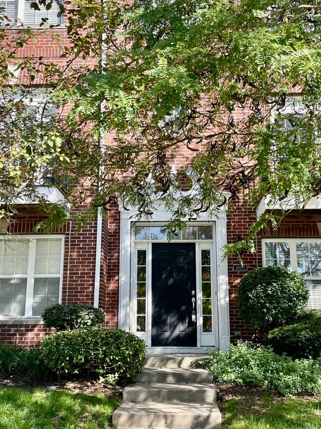 11715 Anton Dr, Zionsville, IN 46077 Townhome Rentals in Zionsville