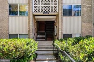 Building Photo - 12202 Braxfield Ct