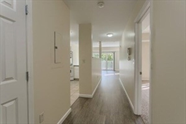 Foto del edificio - 34 Burnham Rd