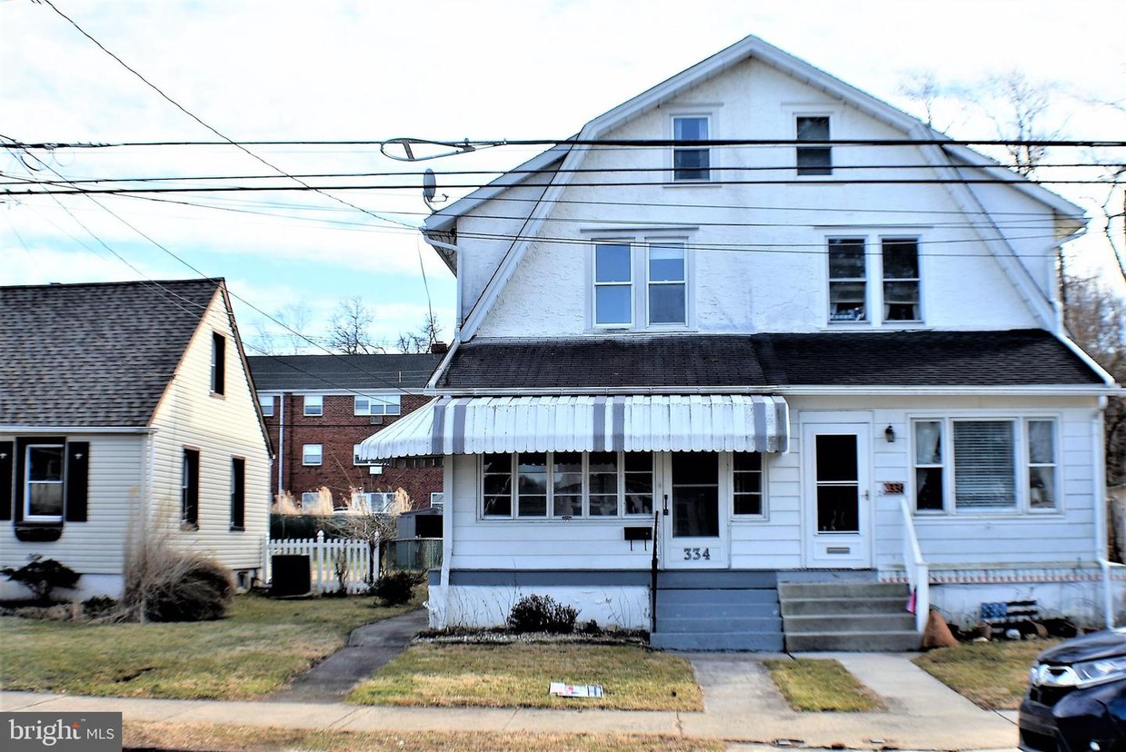 Primary Photo - 334 Highland Ave