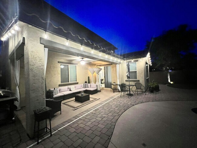 Foto del edificio - 26829 N 99th Dr