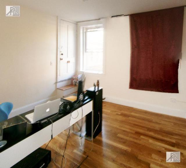 Foto del edificio - 3 bedroom in Brookline MA 02446