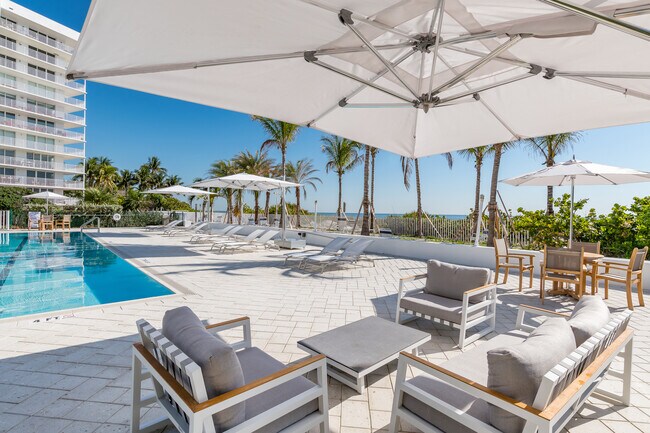 Building Photo - 609 Ocean Dr