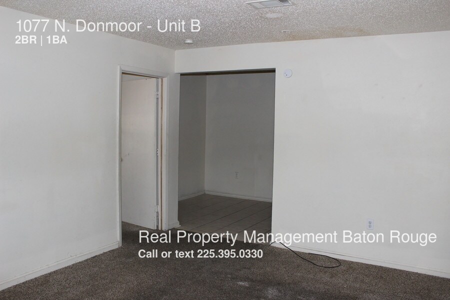 Foto principal - 1077 N Donmoor Ave