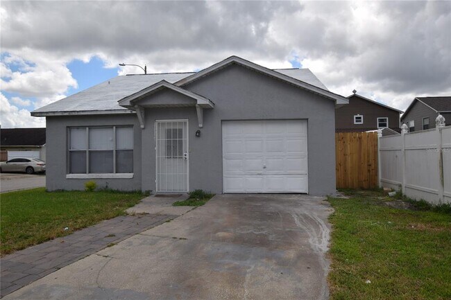 Building Photo - 1023 Cranberry Dr