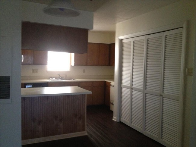 Foto del edificio - 910 A Spring Loop