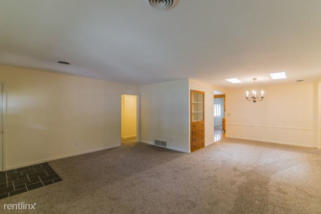 Foto del edificio - 4 br, 3 bath House - 1731 Summerland Avenue