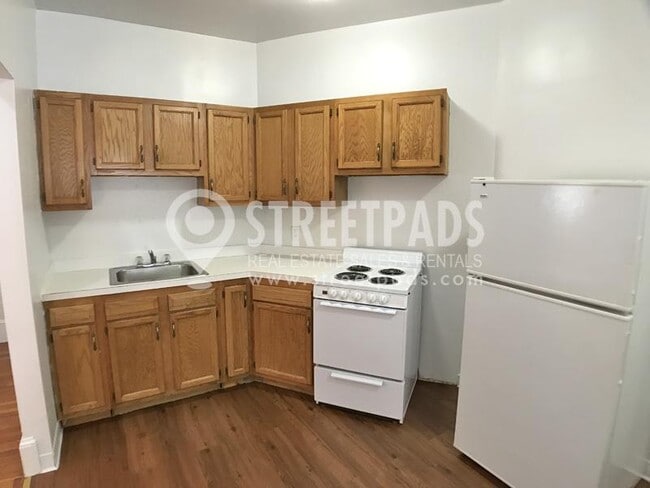 Building Photo - 2 bedroom in Brookline MA 02446