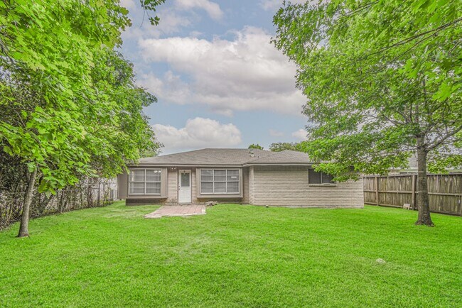 Building Photo - 16618 Tibet Rd