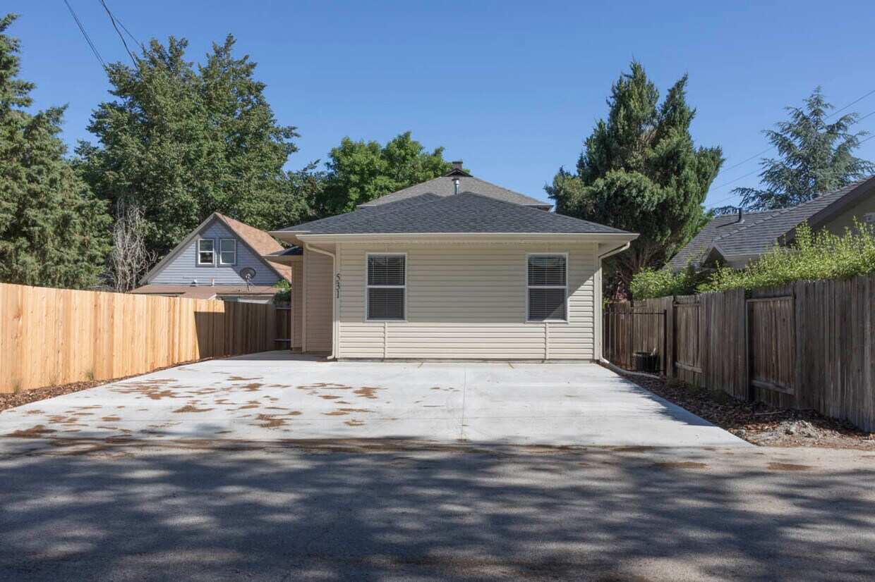 531 S 14th St, Boise, ID 83702 Townhouse for Rent in Boise, ID