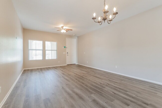 Building Photo - 1145 S Pheasant Dr