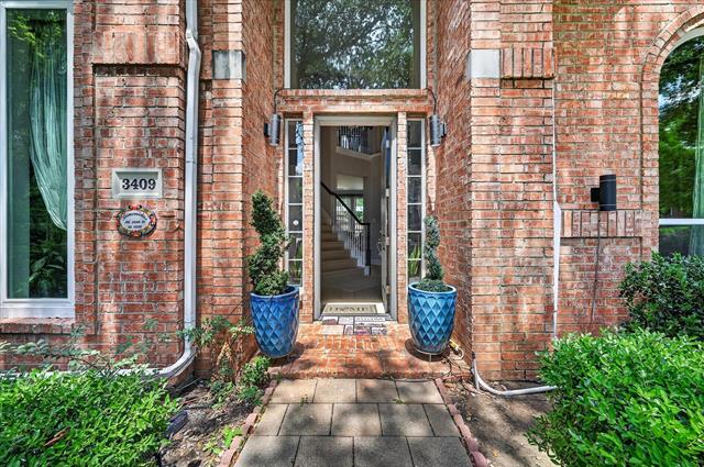 Foto del edificio - 3409 Waterbury Ct