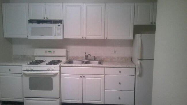 Foto del edificio - 1508 Woods Ave