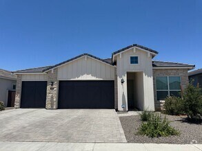 Building Photo - 10536 W Deanna Dr