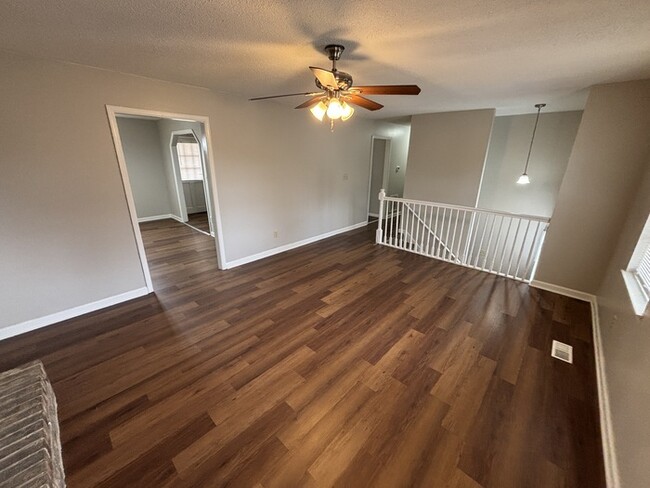 Building Photo - 1549 Moseley Ln