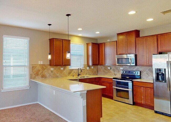 Foto del edificio - Large 4/3/2 Home in West Village at Creekside!