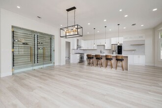 Building Photo - 2755 Darby Falls Dr