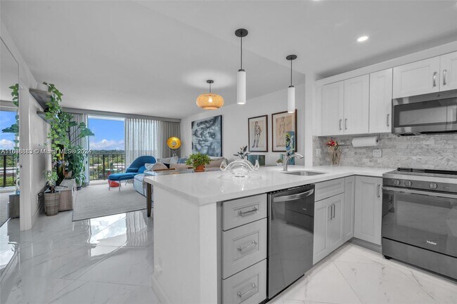Foto del edificio - 1800 N Andrews Ave