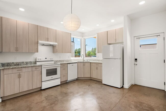 Building Photo - Ocotillo Ridge