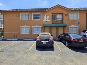 Building Photo - 8412 NW 103rd St
