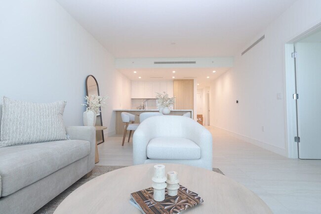 Foto del edificio - 2411 Laguna Cir