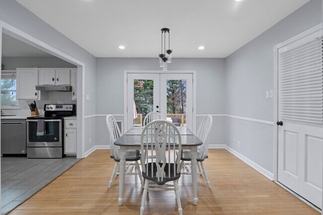 Foto del edificio - 218 Brandon Rd