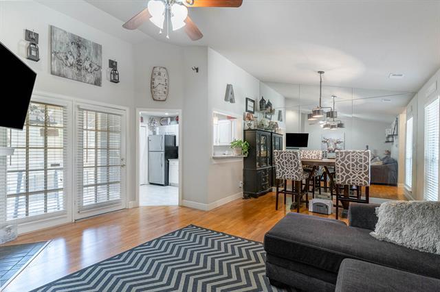 Foto del edificio - 14277 Preston Rd