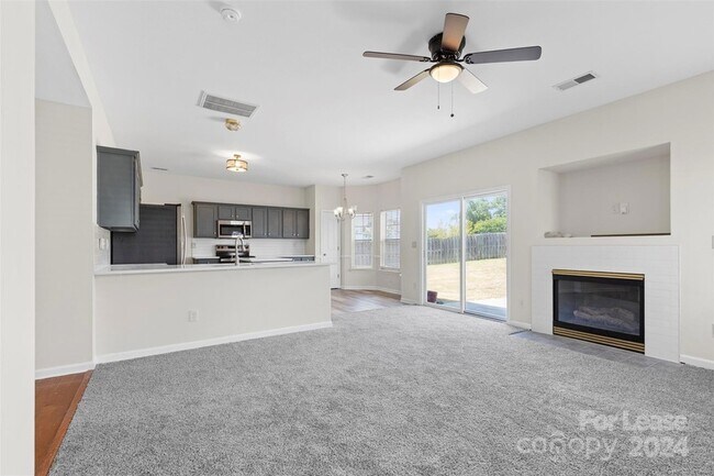 Building Photo - 16061 Stuarts Draft Court