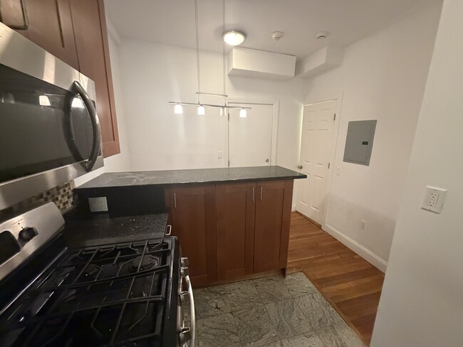 Photo - 11 Peterborough St. Unit 6 Apartment