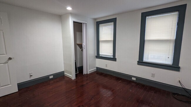 Building Photo - 70 1st St