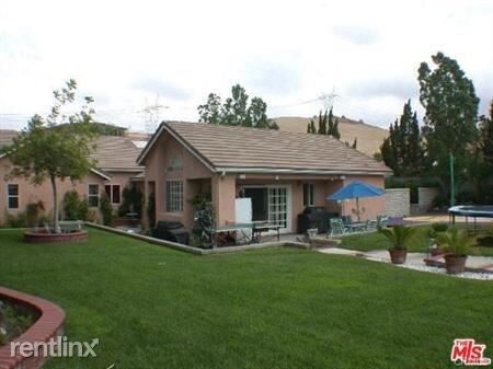 Primary Photo - 10934 Meseta Ave