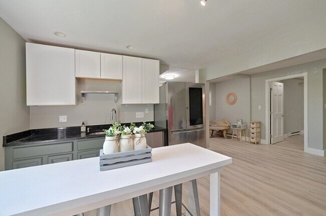 Foto del edificio - 546 Ashmont St